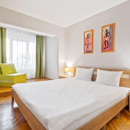 Apartament Helena Nagyvárad Kültér fotó