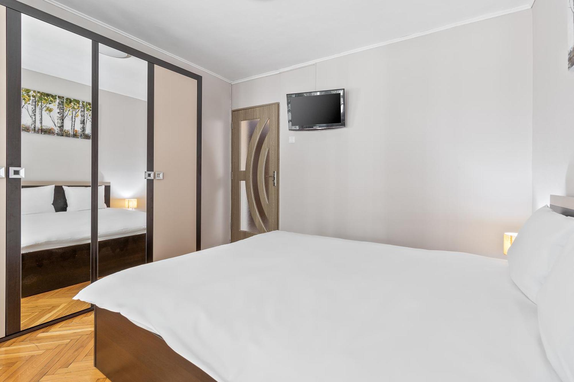 Apartament Helena Nagyvárad Kültér fotó